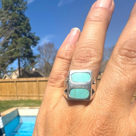 Vintage Sterling Silver Ring With Turquoise Inlay & Geometric Cutouts Size 7 - Picture 2 of 8
